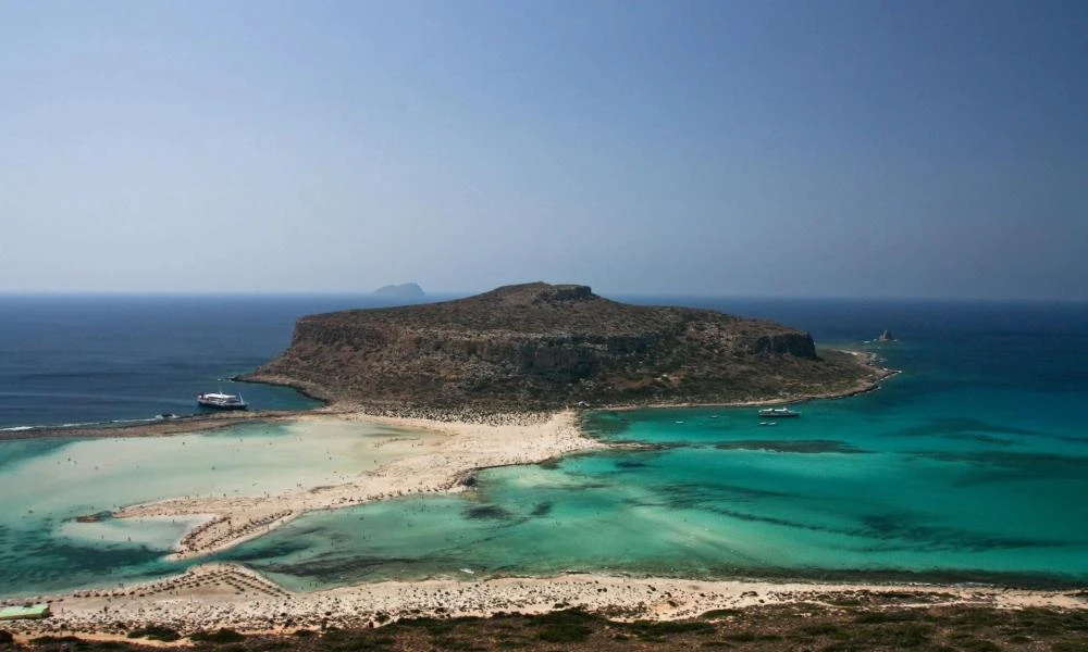 Telegraph: Αυτοί είναι οι 2 κορυφαίοι φθινοπωρινοί προορισμοί της Ελλάδας